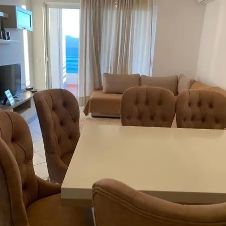 Apartment In The Center Sarande